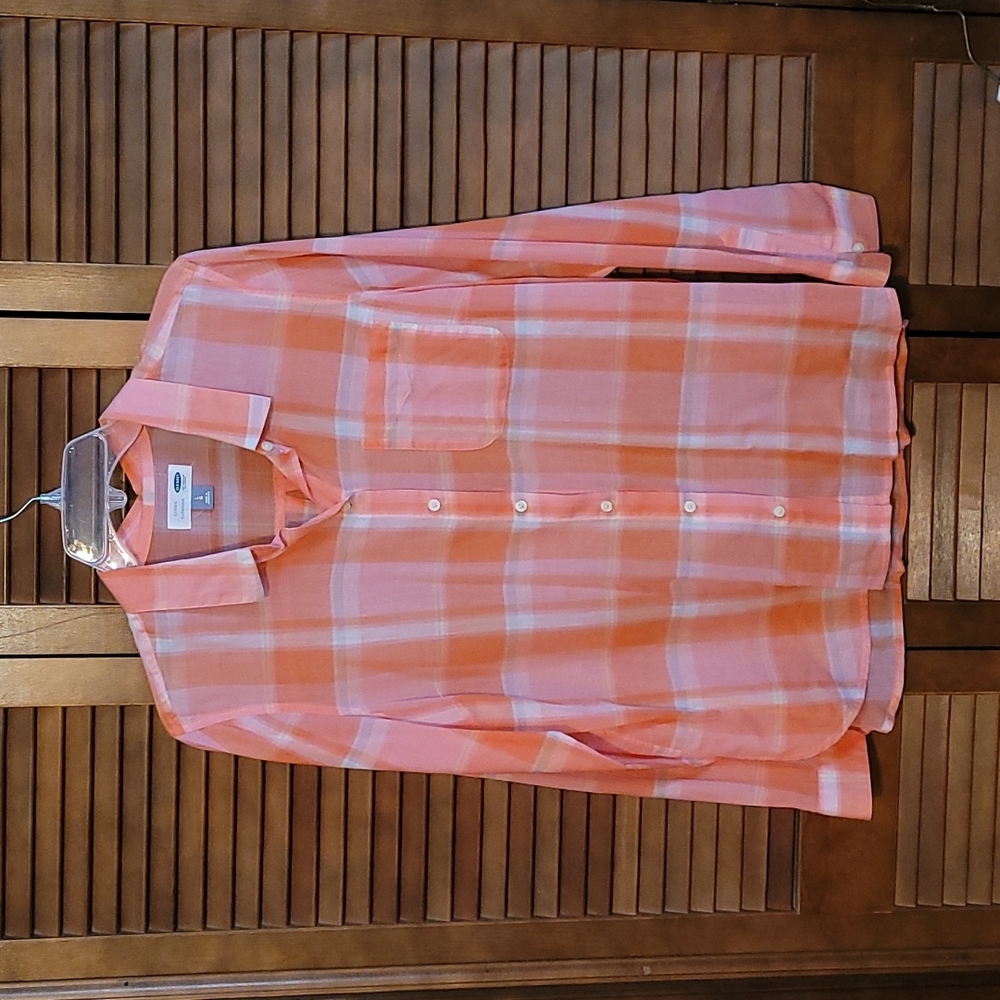 Ladies Large long sleeve collared shirt by Old Navy